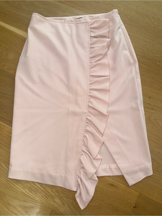 Worthington Dresses & Skirts - Worthington Light Pink Ruffle Pencil Skirt